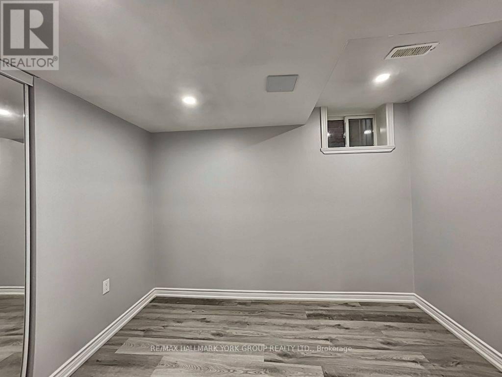 Lower - 130 Orr Drive, Bradford West Gwillimbury, Ontario  L3Z 0S2 - Photo 3 - N13714946