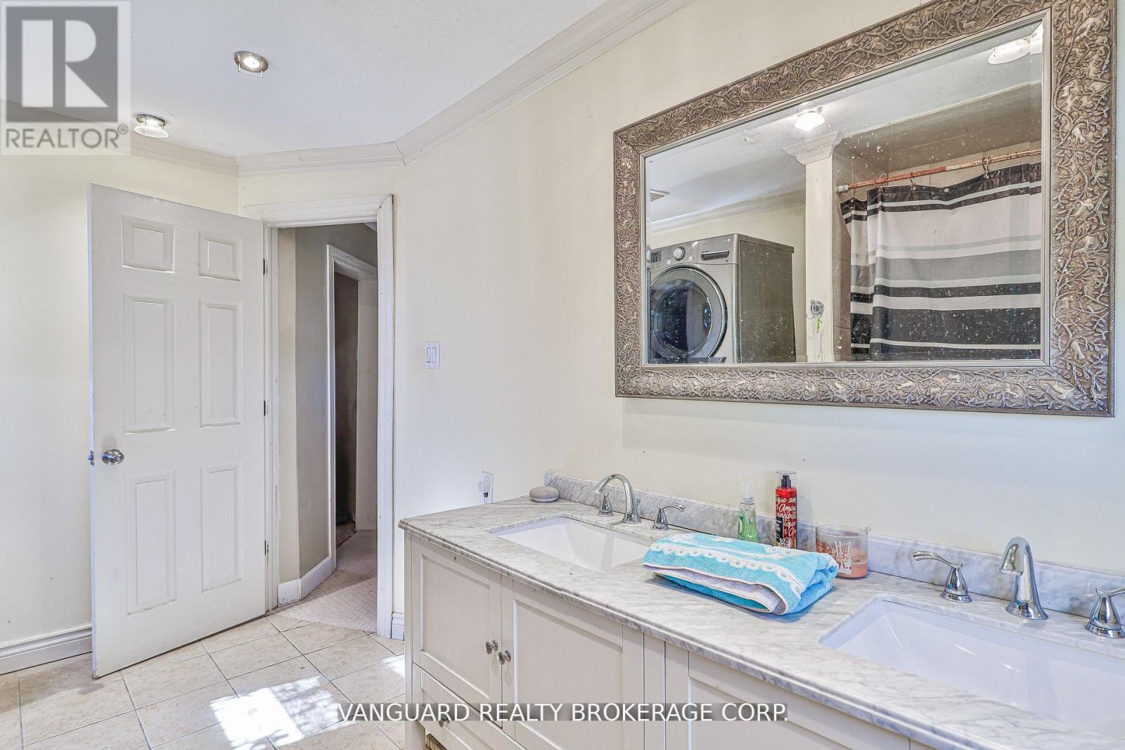 2781 Sixth Line, Bradford West Gwillimbury, Ontario  L3Z 2G7 - Photo 20 - N13715014