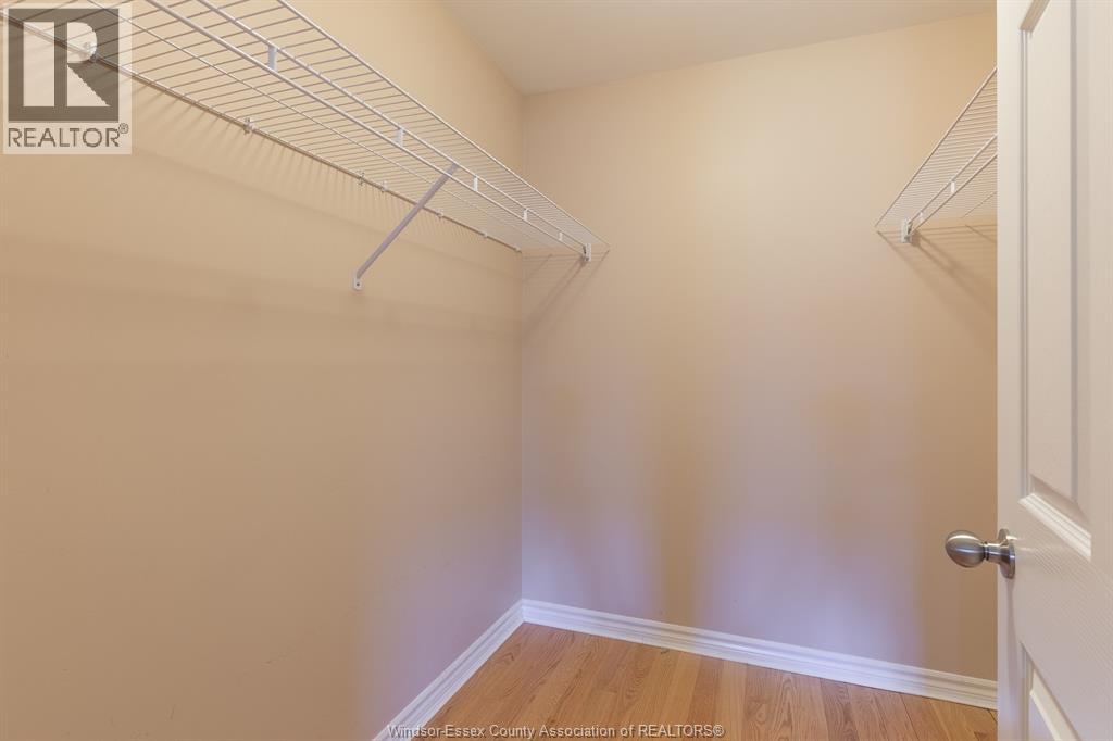 11123 Snowcrest Street, Windsor, Ontario  N8F 1M2 - Photo 11 - 26020829