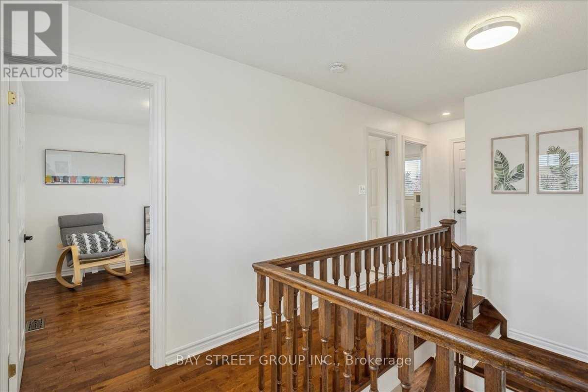62 Summerset Drive, Barrie (Ardagh), Ontario  L4N 6G5 - Photo 29 - S13714944