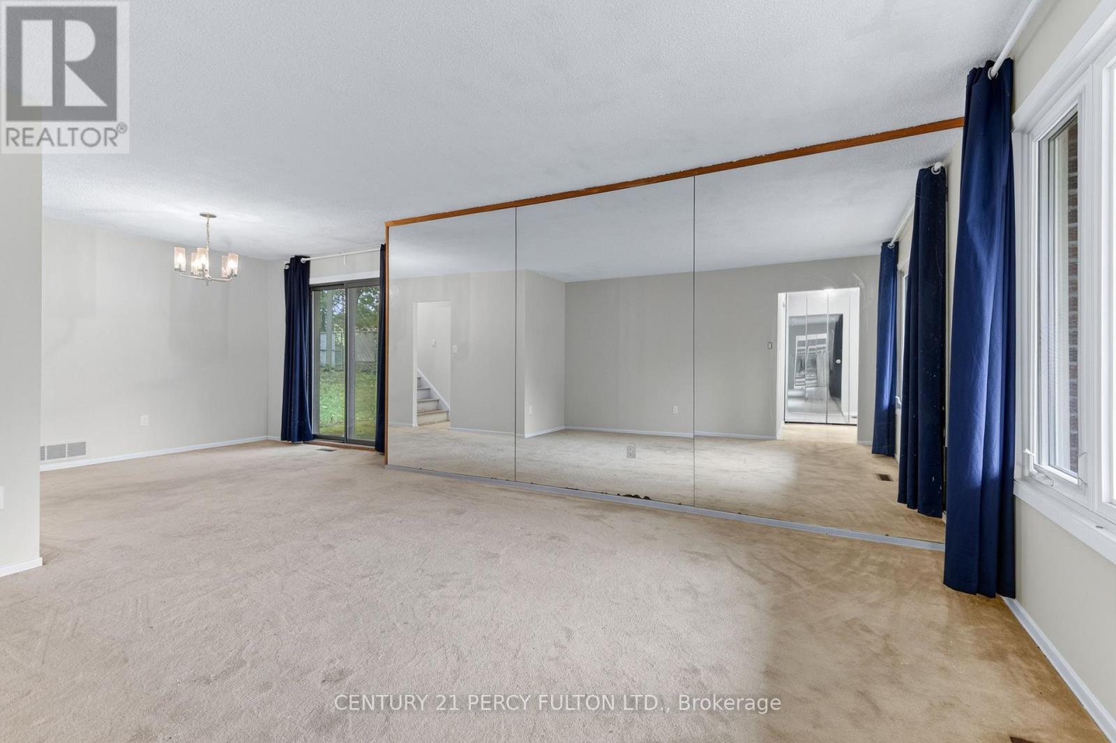 11 Aldergrove Circle, Barrie, Ontario  L4M 4W6 - Photo 7 - S13715004
