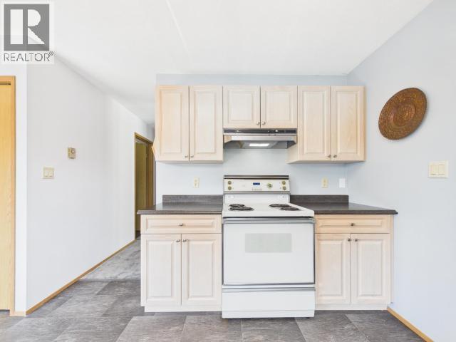 4706 Ontario Ave, Powell River, British Columbia   - Photo 23 - 20155