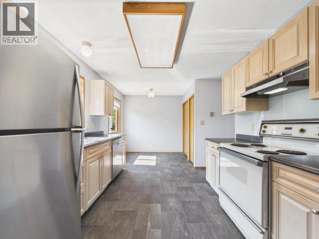 4706 Ontario Ave, Powell River, British Columbia   - Photo 18 - 20155