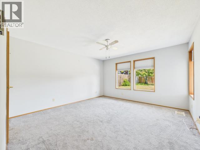 4706 Ontario Ave, Powell River, British Columbia   - Photo 29 - 20155