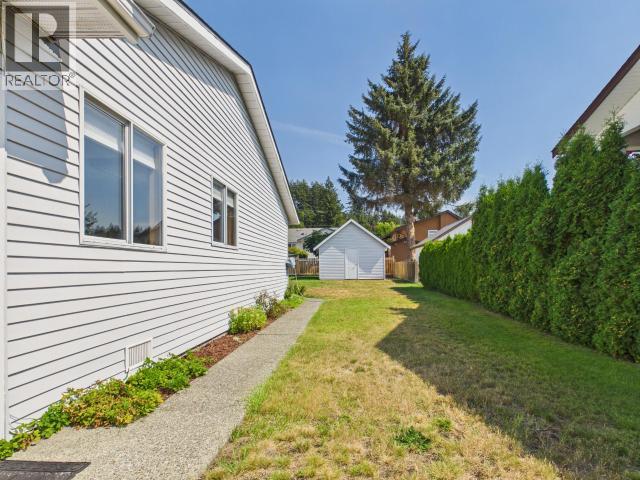 4706 Ontario Ave, Powell River, British Columbia   - Photo 43 - 20155