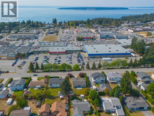 4706 Ontario Ave, Powell River, British Columbia   - Photo 59 - 20155