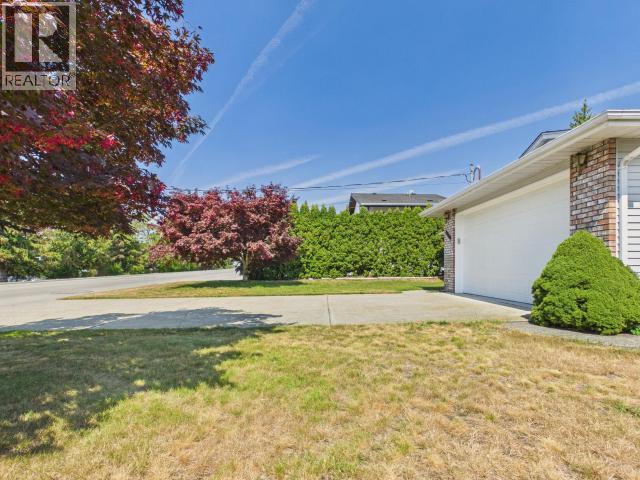 4706 Ontario Ave, Powell River, British Columbia   - Photo 49 - 20155