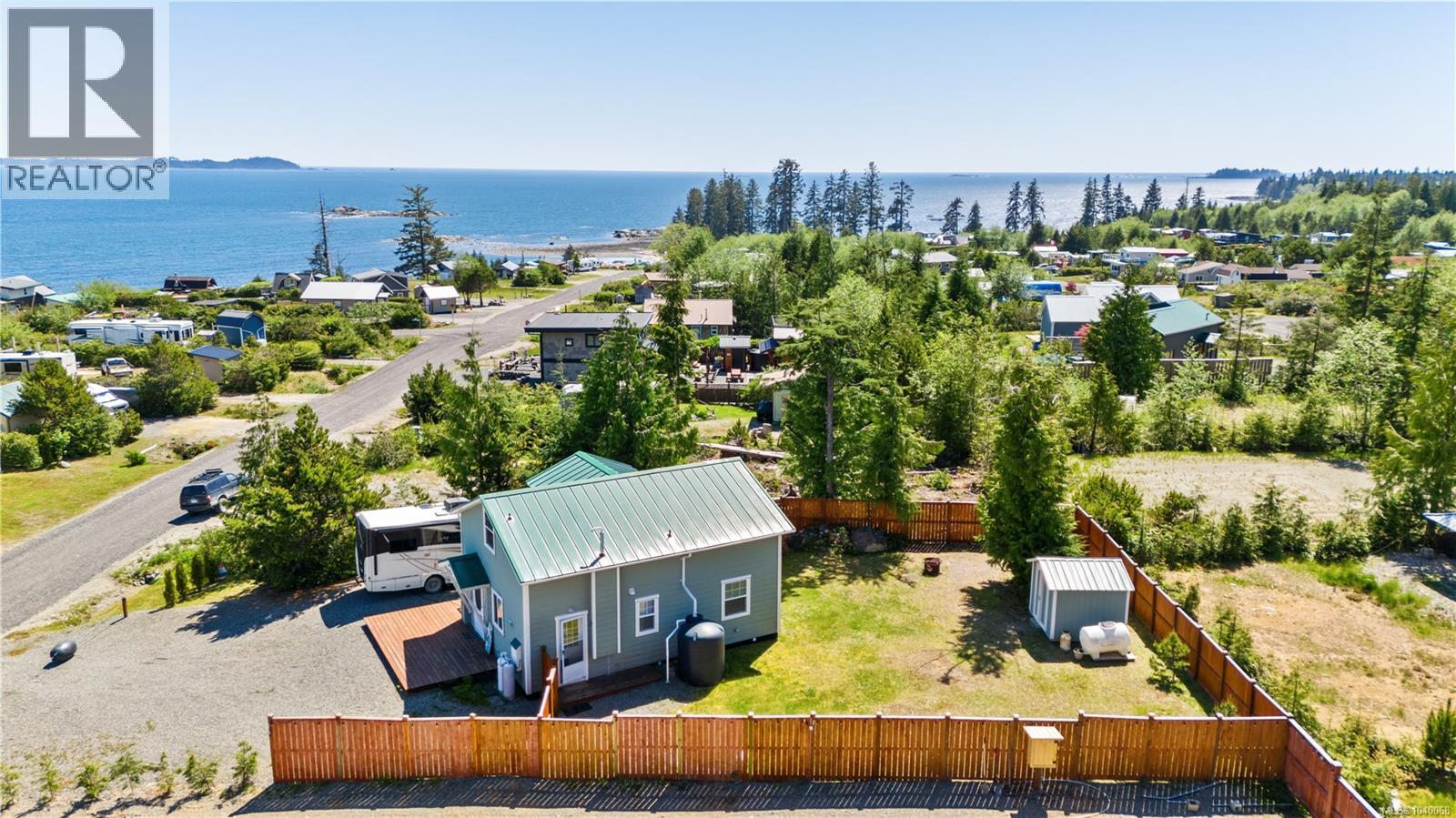 1129 Fifth Ave, Ucluelet, British Columbia