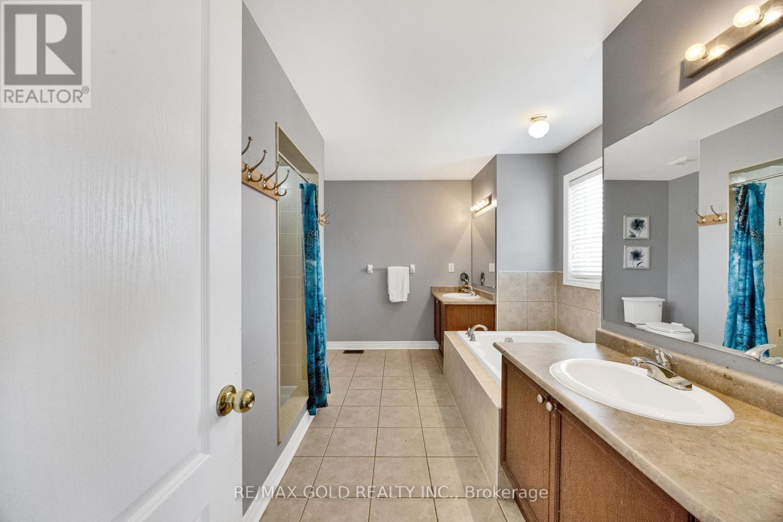 26 Mount Royal Circle, Brampton, Ontario  L6P 1Y7 - Photo 22 - W13714888