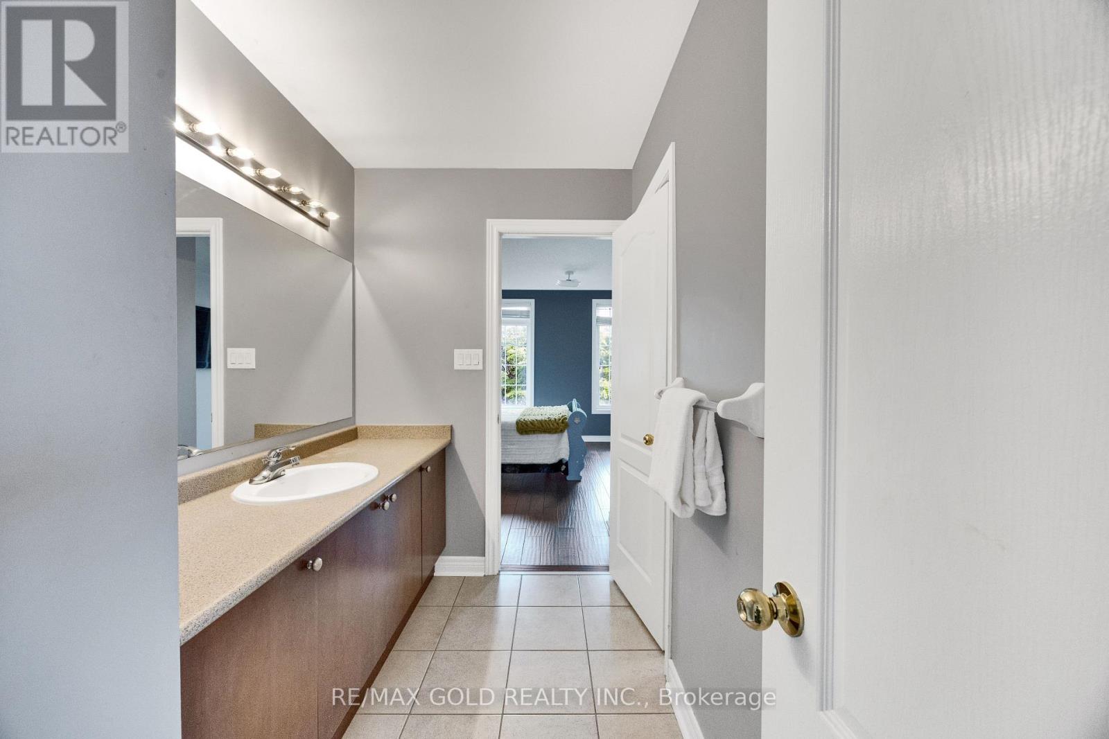 26 Mount Royal Circle, Brampton, Ontario  L6P 1Y7 - Photo 30 - W13714888