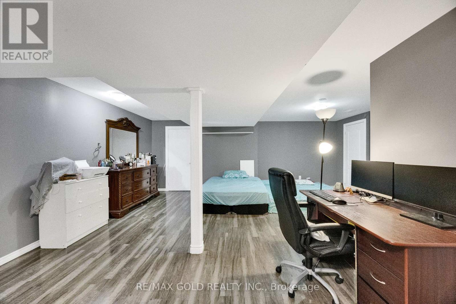 26 Mount Royal Circle, Brampton, Ontario  L6P 1Y7 - Photo 37 - W13714888