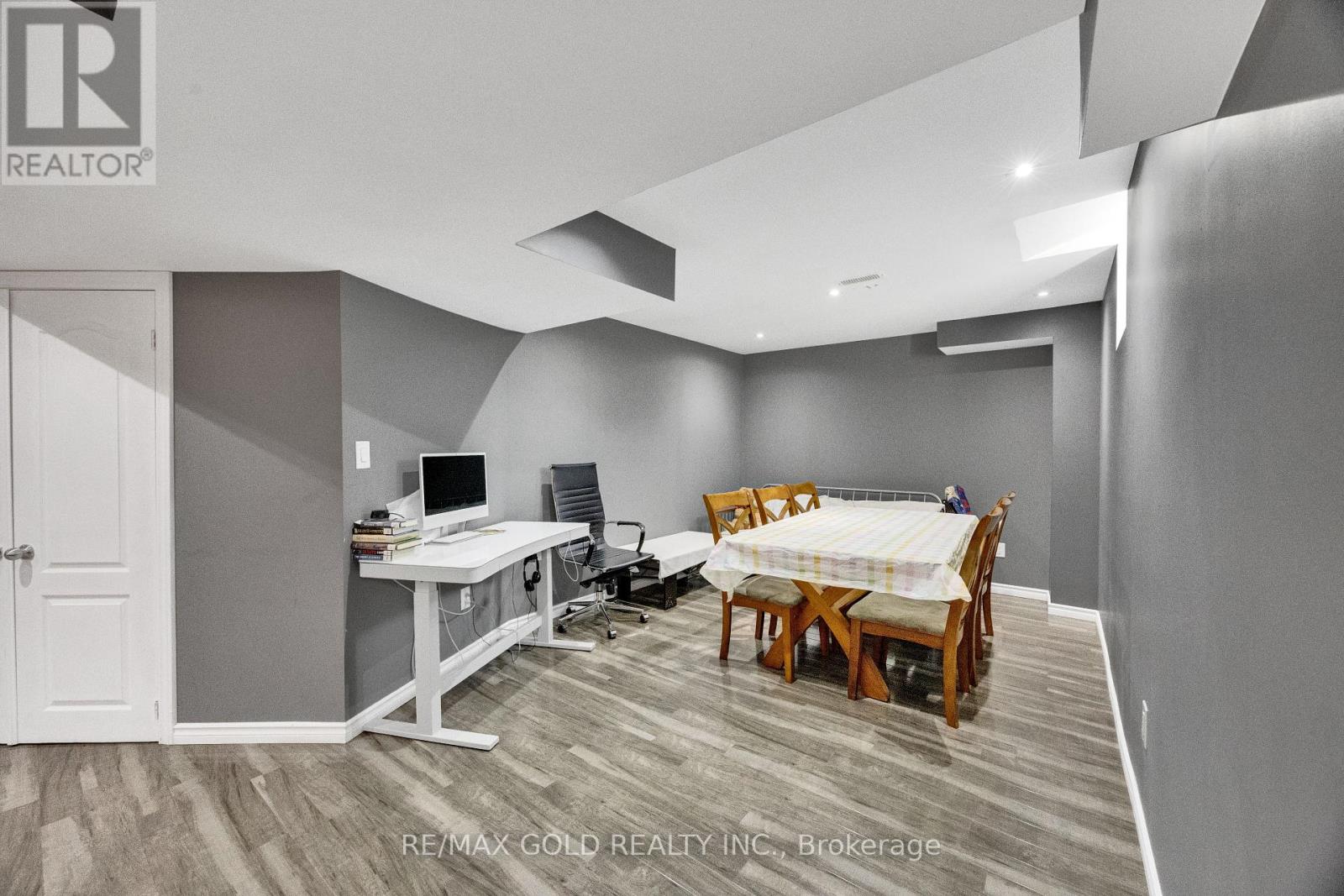 26 Mount Royal Circle, Brampton, Ontario  L6P 1Y7 - Photo 41 - W13714888