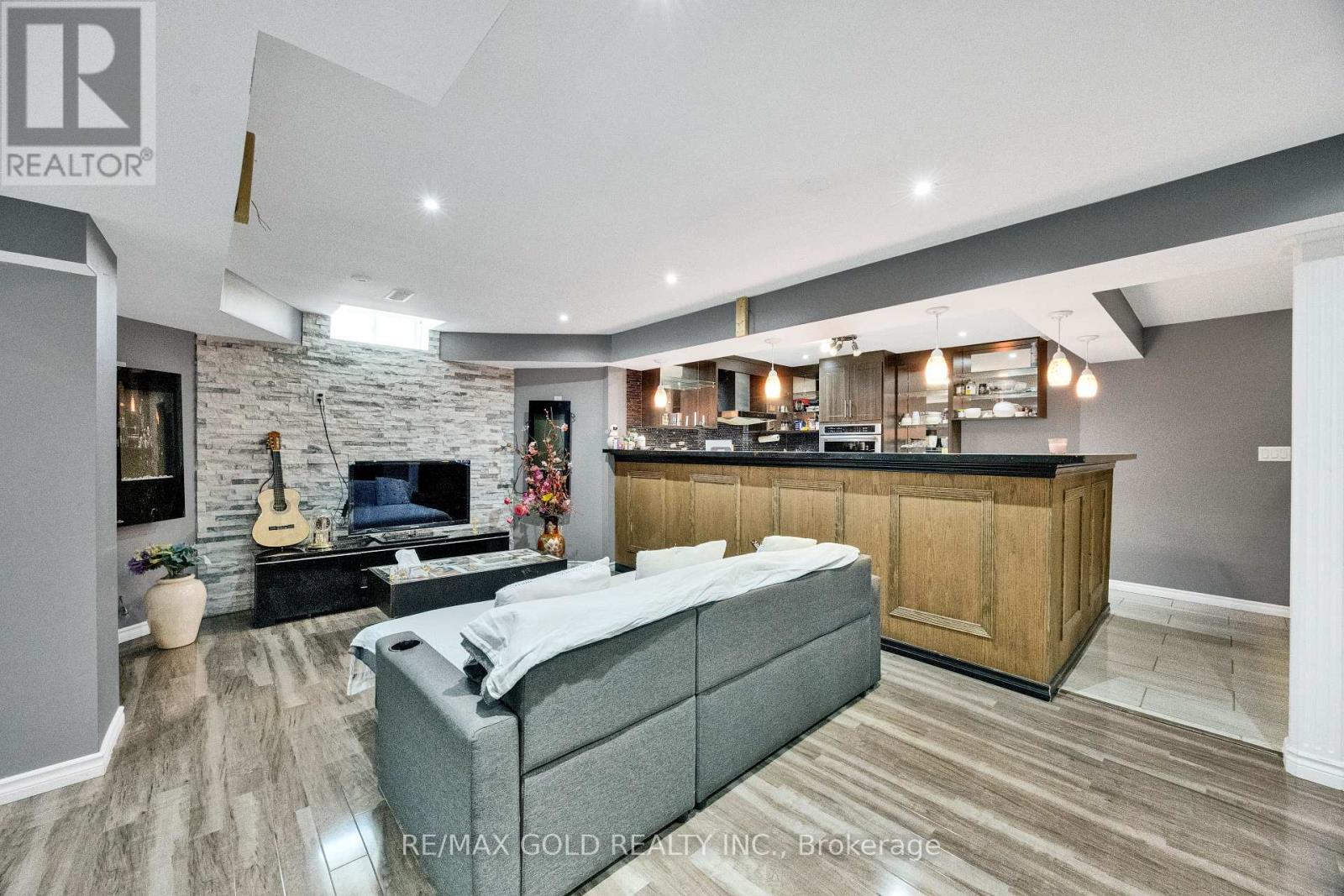 26 Mount Royal Circle, Brampton, Ontario  L6P 1Y7 - Photo 42 - W13714888