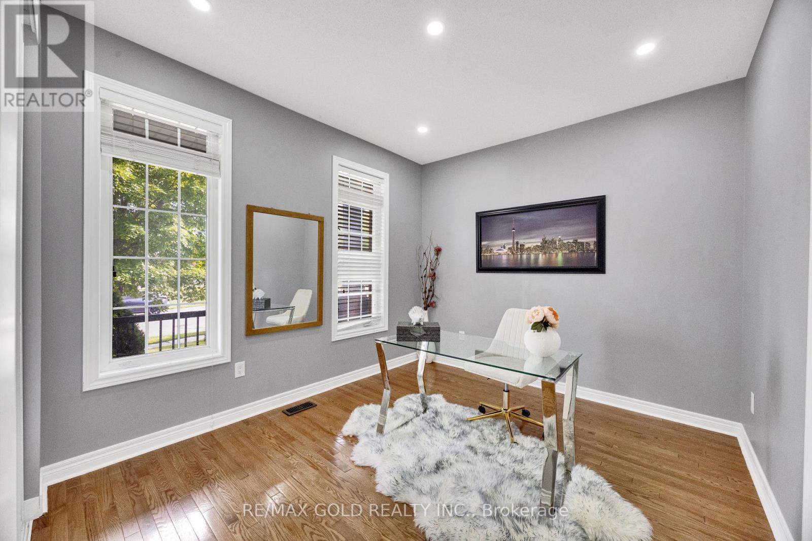 26 Mount Royal Circle, Brampton, Ontario  L6P 1Y7 - Photo 7 - W13714888