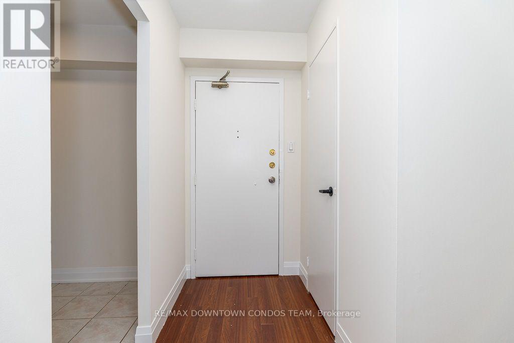 1004 - 10 Tobermory Drive, Toronto, Ontario  M3N 2Y5 - Photo 5 - W13714892