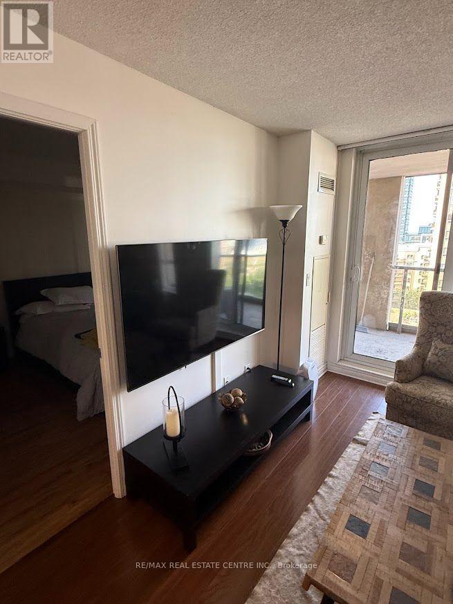 1003 - 4090 Living Arts Drive, Mississauga, Ontario  L5B 4M8 - Photo 11 - W13714916