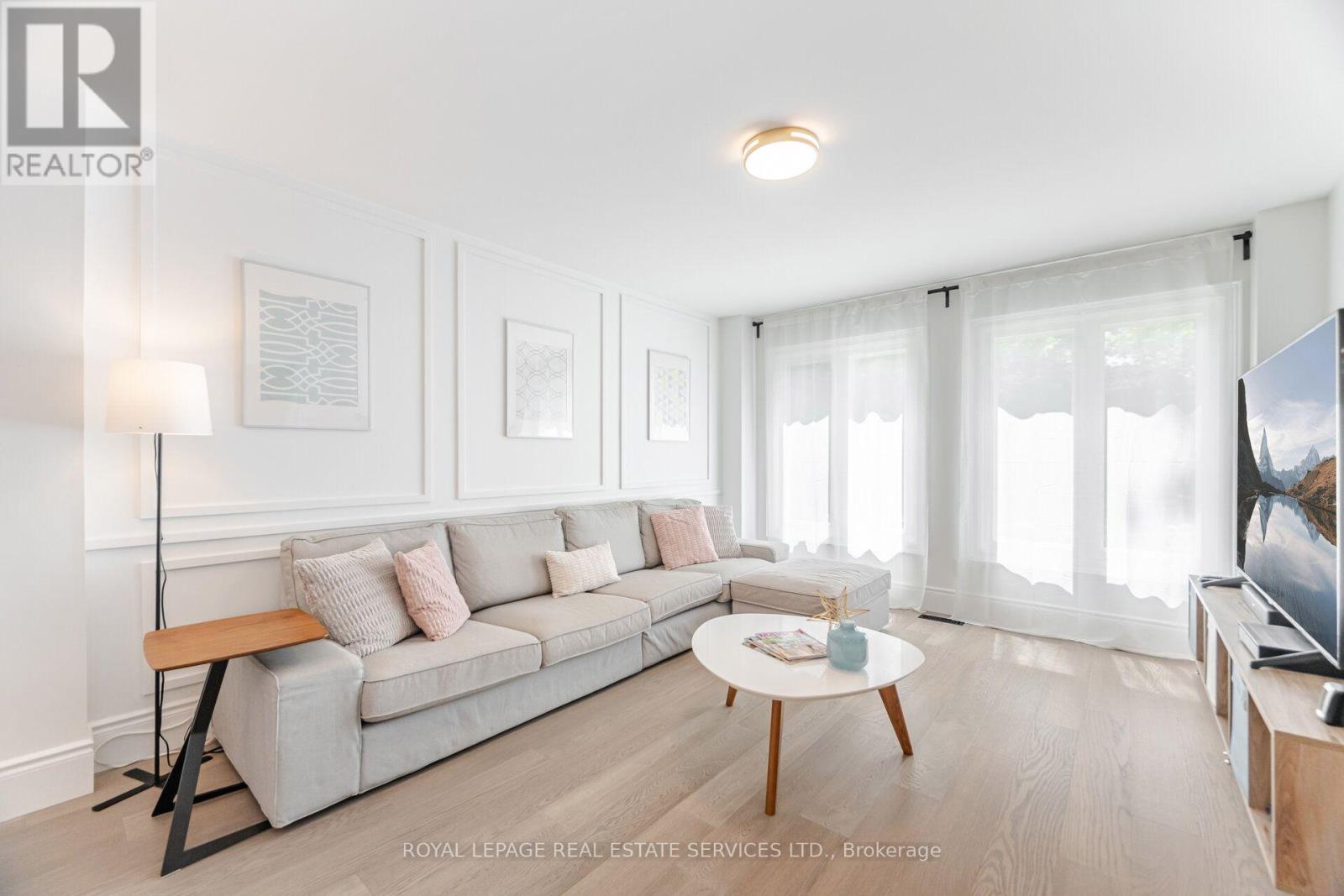 1173 Bowman Drive, Oakville, Ontario  L6M 2S9 - Photo 6 - W13714922