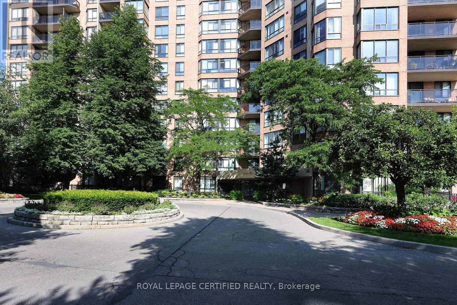 312 - 20 Cherrytree Drive, Brampton, Ontario  L6Y 3V1 - Photo 2 - W13714940