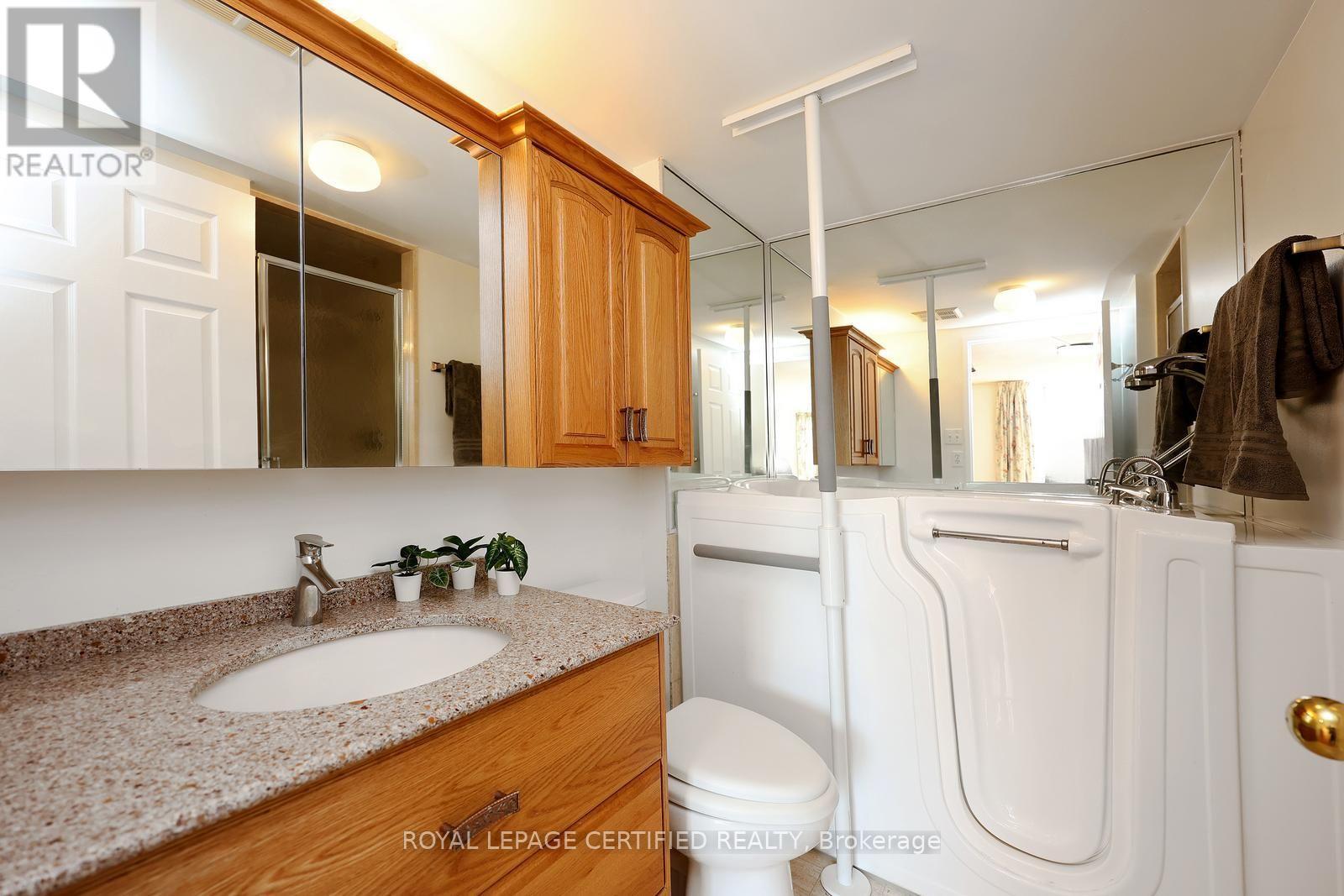 312 - 20 Cherrytree Drive, Brampton, Ontario  L6Y 3V1 - Photo 33 - W13714940