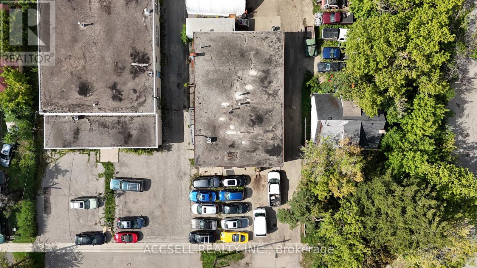 102 Cartwright Avenue, Toronto, Ontario  M6A 1V2 - Photo 4 - W13714958