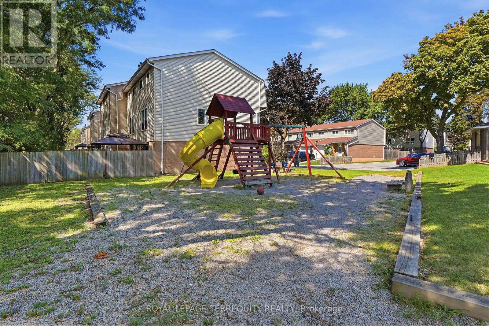 67 Enmount Drive, Brampton, Ontario  L6T 4C9 - Photo 35 - W13715028