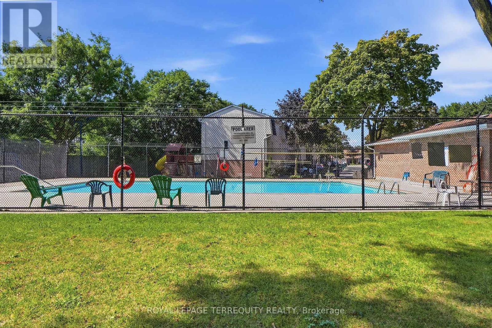 67 Enmount Drive, Brampton, Ontario  L6T 4C9 - Photo 36 - W13715028