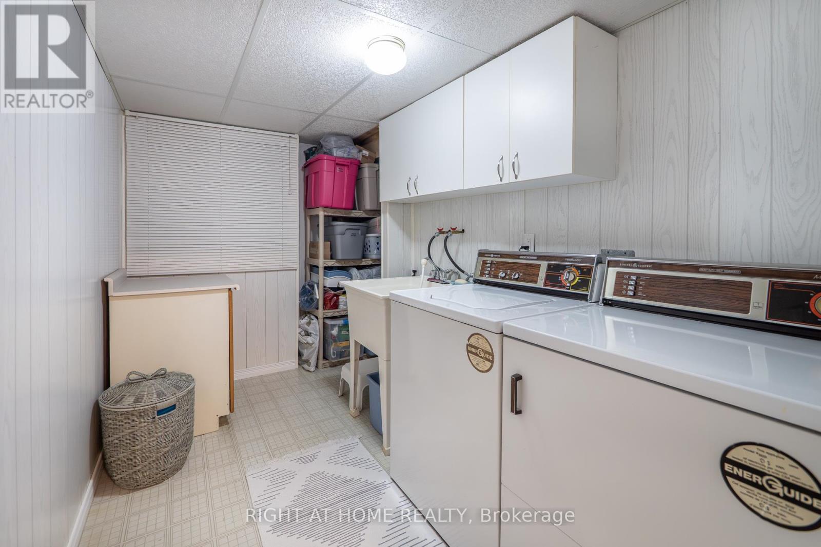 17 Eaton Street, Halton Hills, Ontario  L7G 5L4 - Photo 41 - W13715036