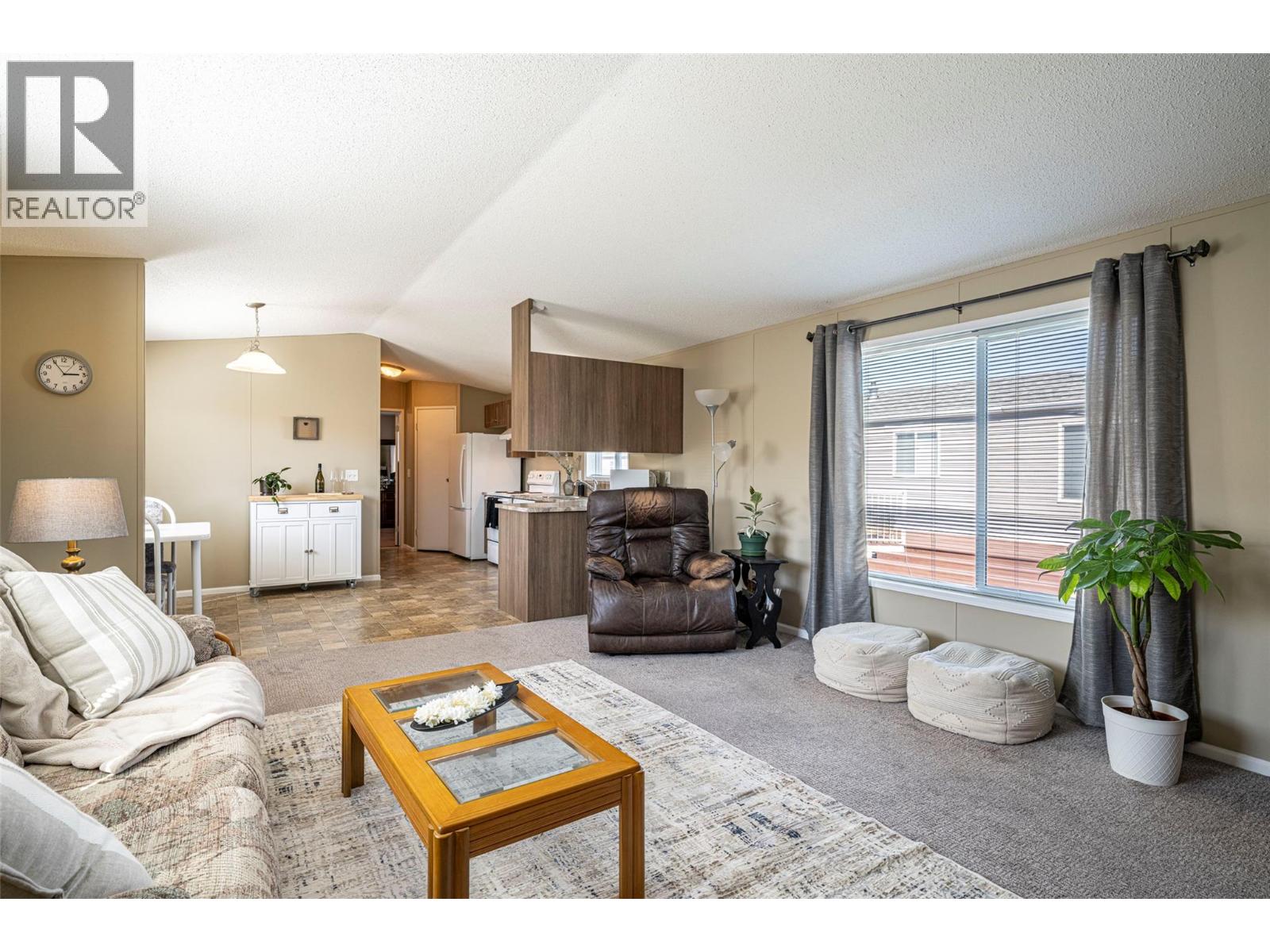 12560 Westside Road Unit# 74, Vernon, British Columbia  V1H 1S9 - Photo 4 - 10398445