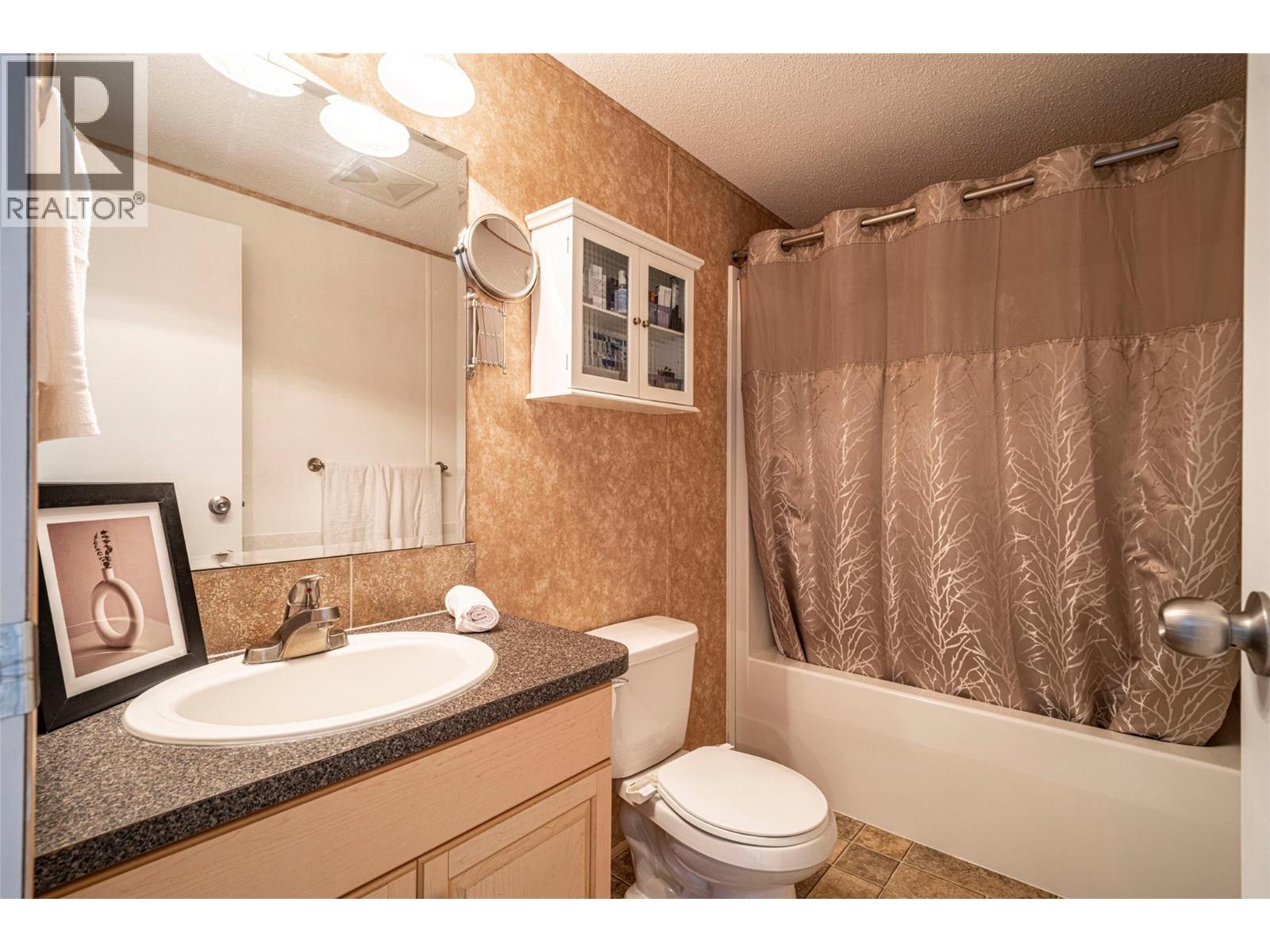 12560 Westside Road Unit# 74, Vernon, British Columbia  V1H 1S9 - Photo 18 - 10398445