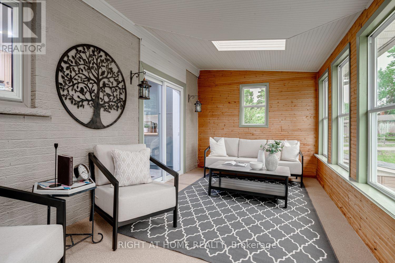 63 Robinglade Avenue, Kawartha Lakes, Ontario  L0C 1G0 - Photo 16 - X13714866
