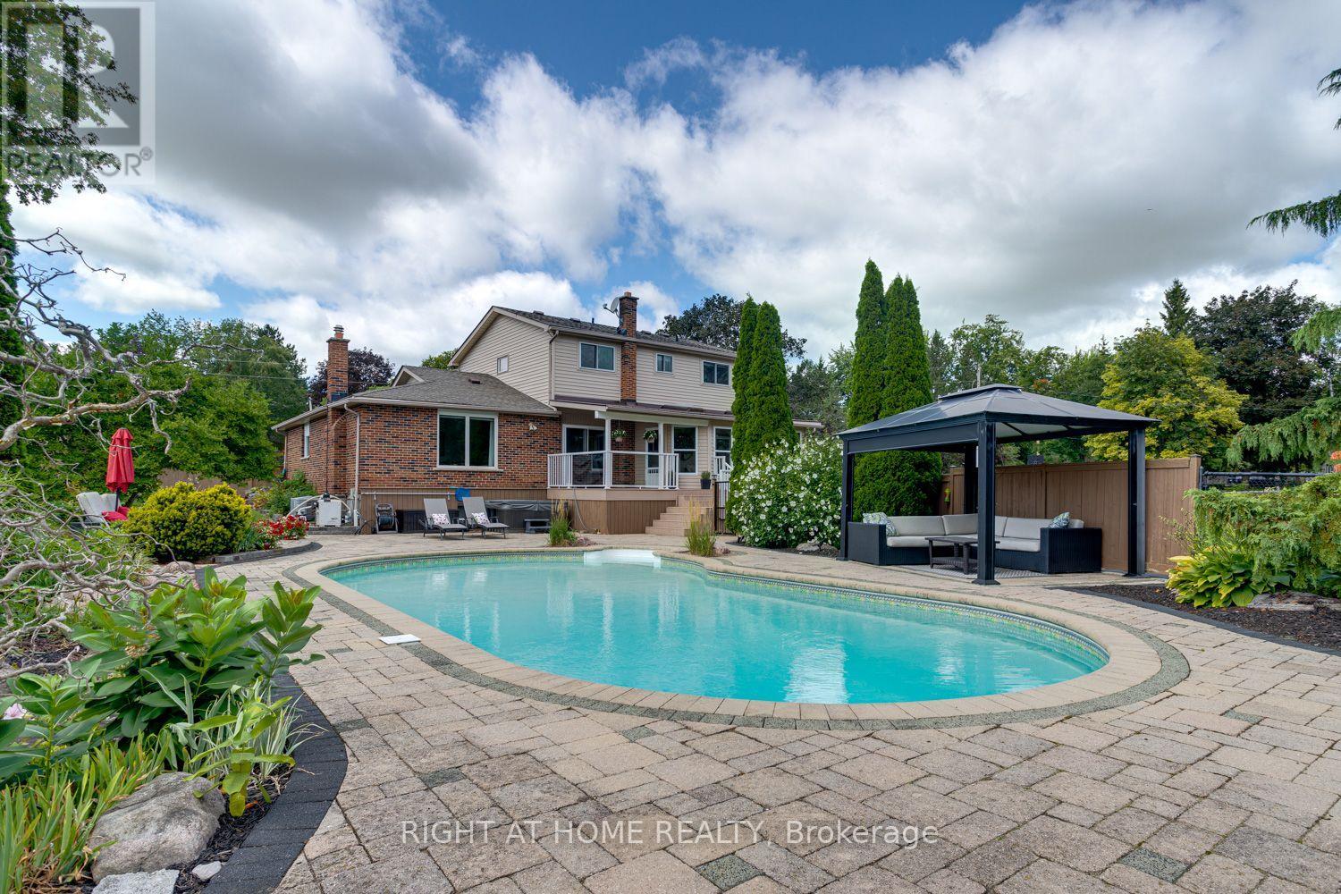 63 Robinglade Avenue, Kawartha Lakes, Ontario  L0C 1G0 - Photo 32 - X13714866