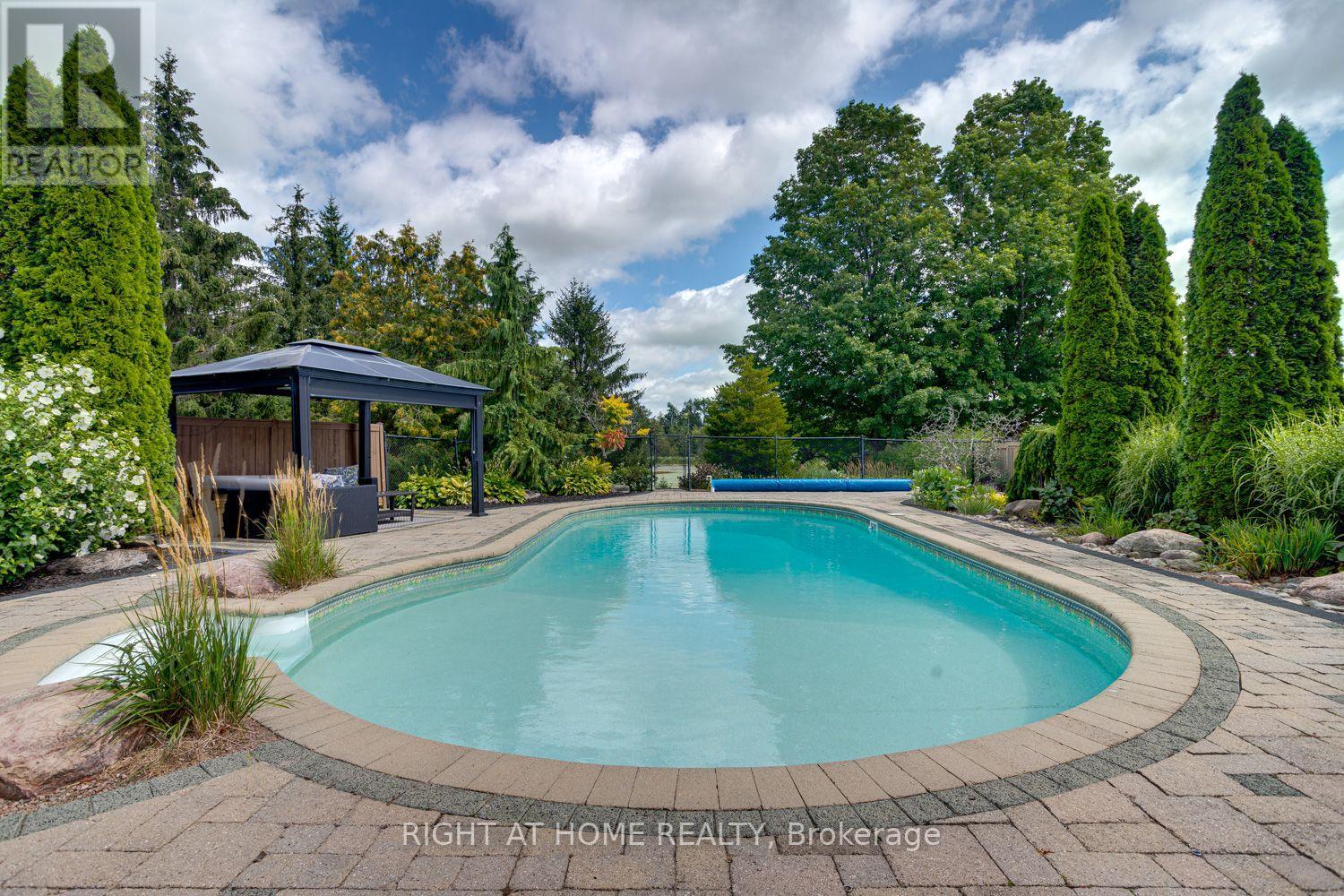 63 Robinglade Avenue, Kawartha Lakes, Ontario  L0C 1G0 - Photo 34 - X13714866