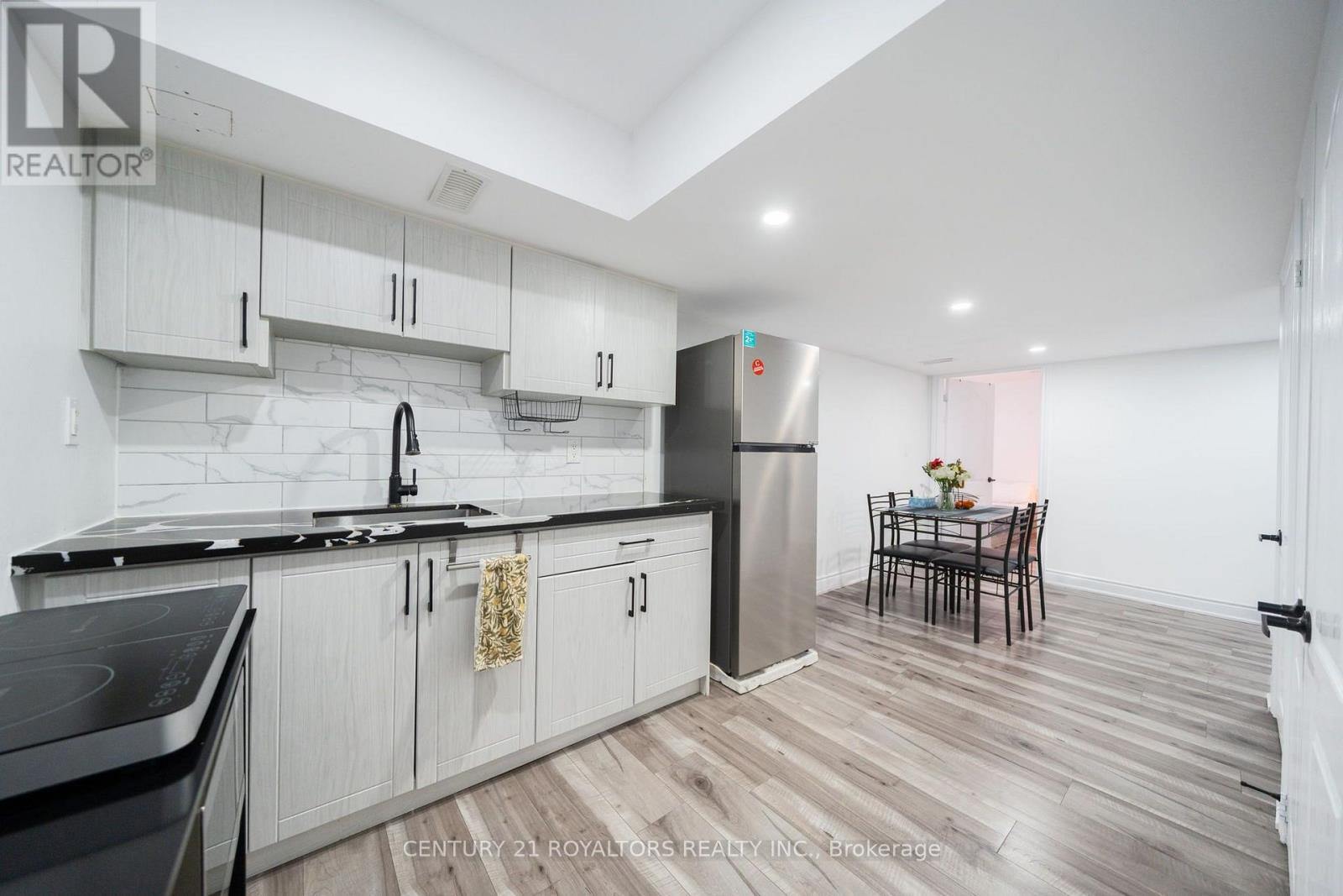 444 Thomas Slee Drive, Kitchener, Ontario  N2P 2X6 - Photo 27 - X13714980