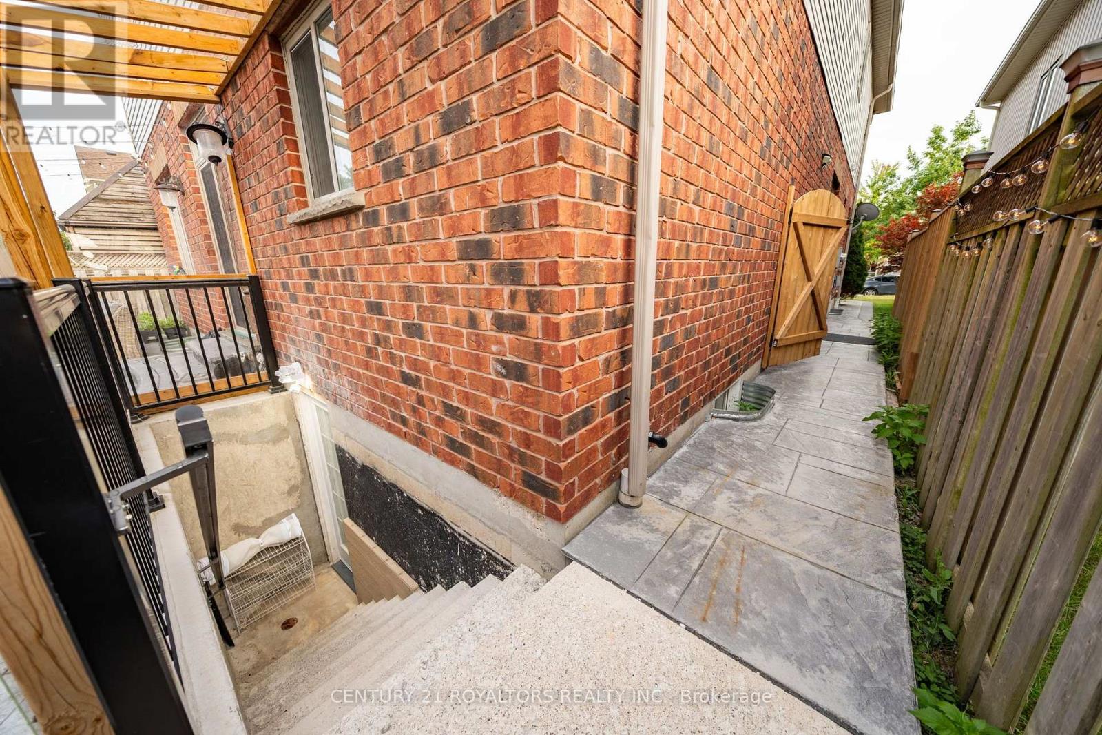 444 Thomas Slee Drive, Kitchener, Ontario  N2P 2X6 - Photo 40 - X13714980