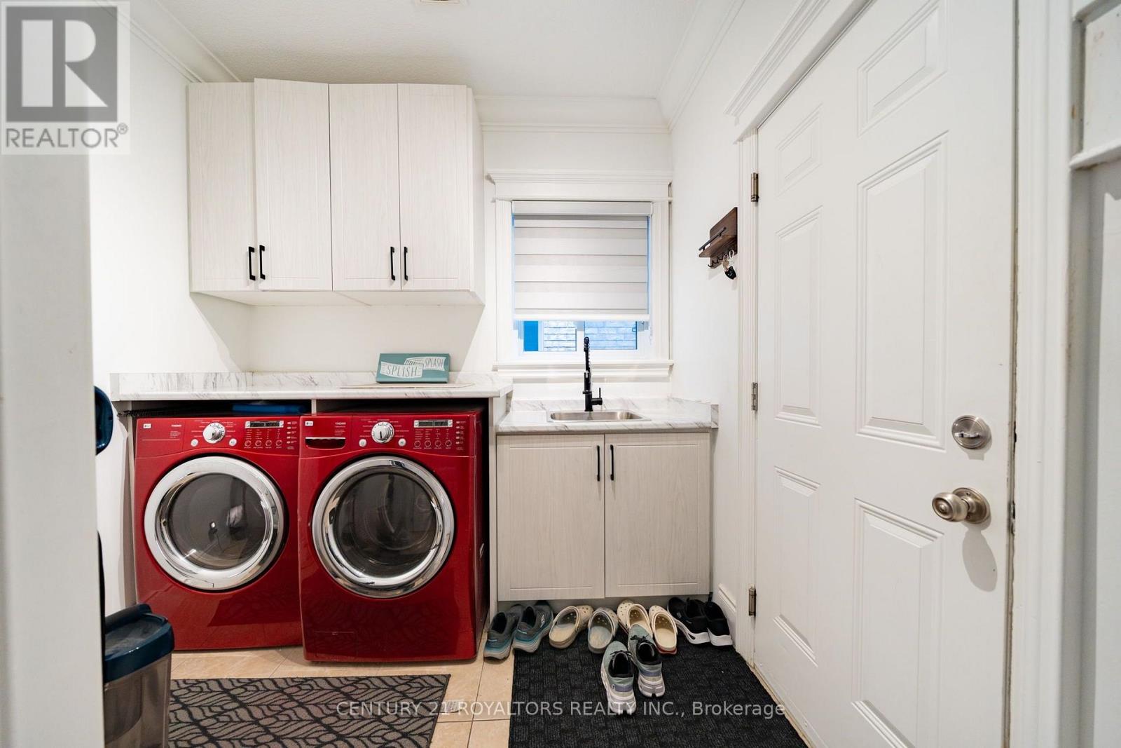 444 Thomas Slee Drive, Kitchener, Ontario  N2P 2X6 - Photo 7 - X13714980