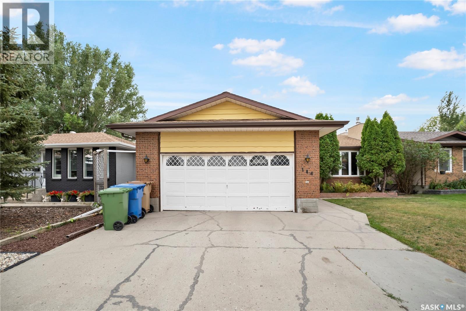 146 Alport Crescent, Regina, Saskatchewan  S4R 7Y6 - Photo 2 - SK046675