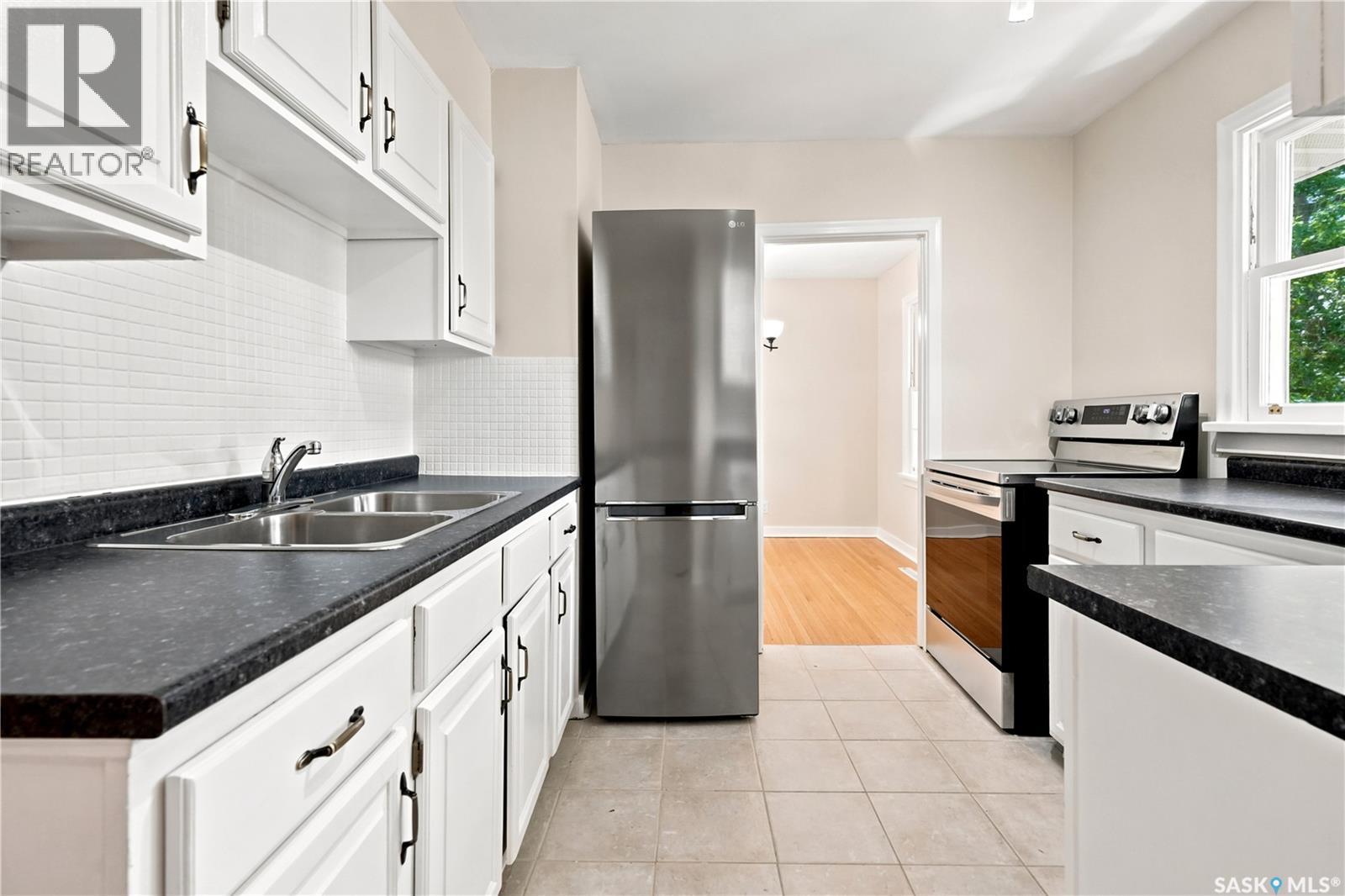 2928 Queen Street, Regina, Saskatchewan  S4S 2E4 - Photo 10 - SK046659