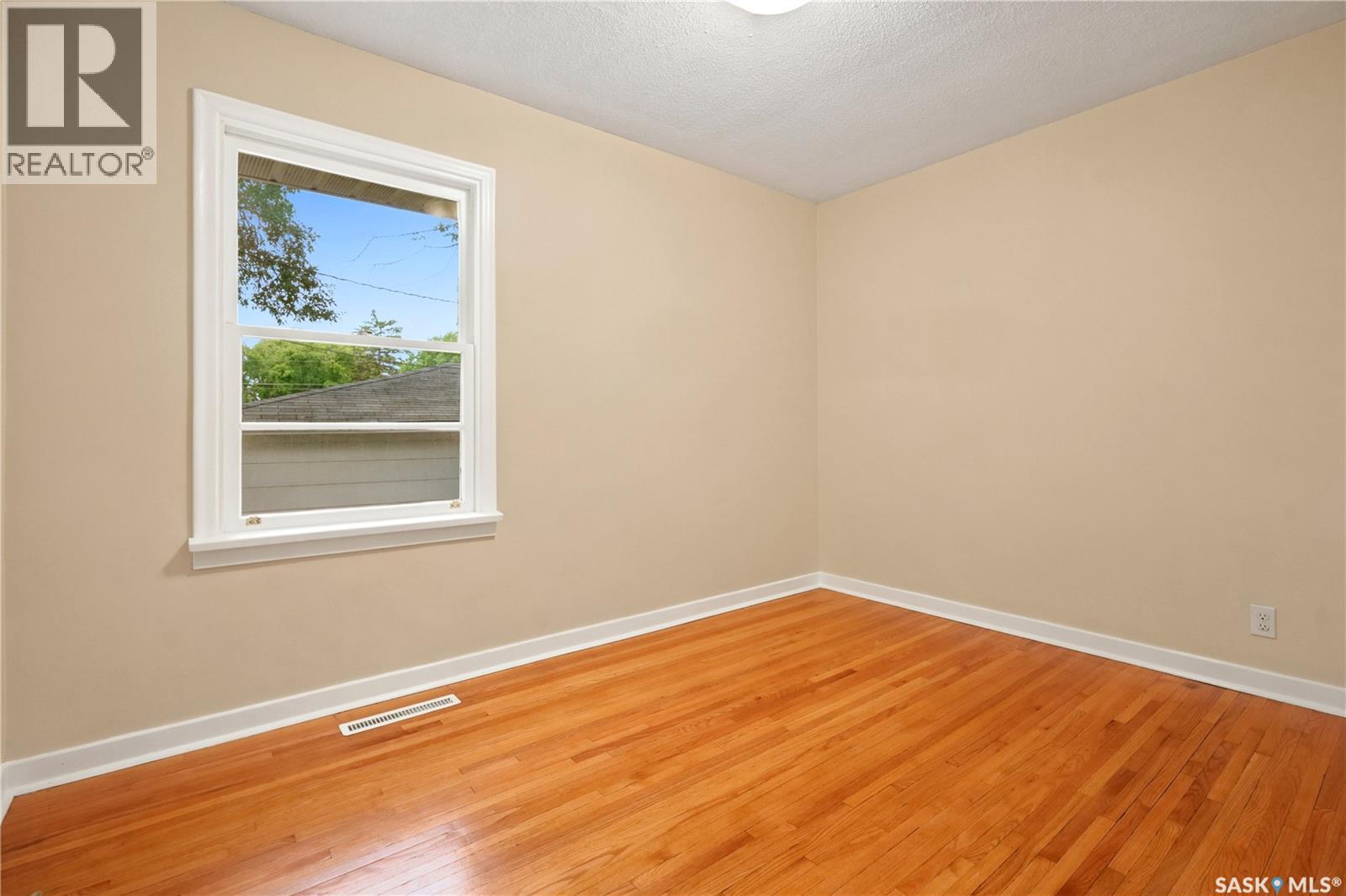 2928 Queen Street, Regina, Saskatchewan  S4S 2E4 - Photo 17 - SK046659