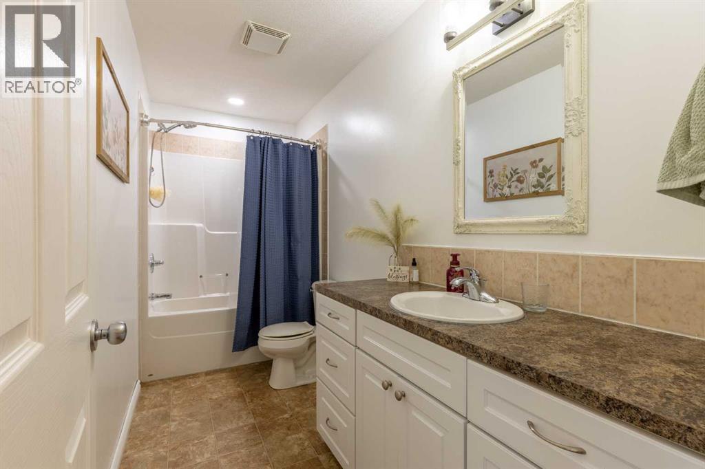 177 E 400 N, Raymond, Alberta  T0K 2S0 - Photo 18 - A2339777