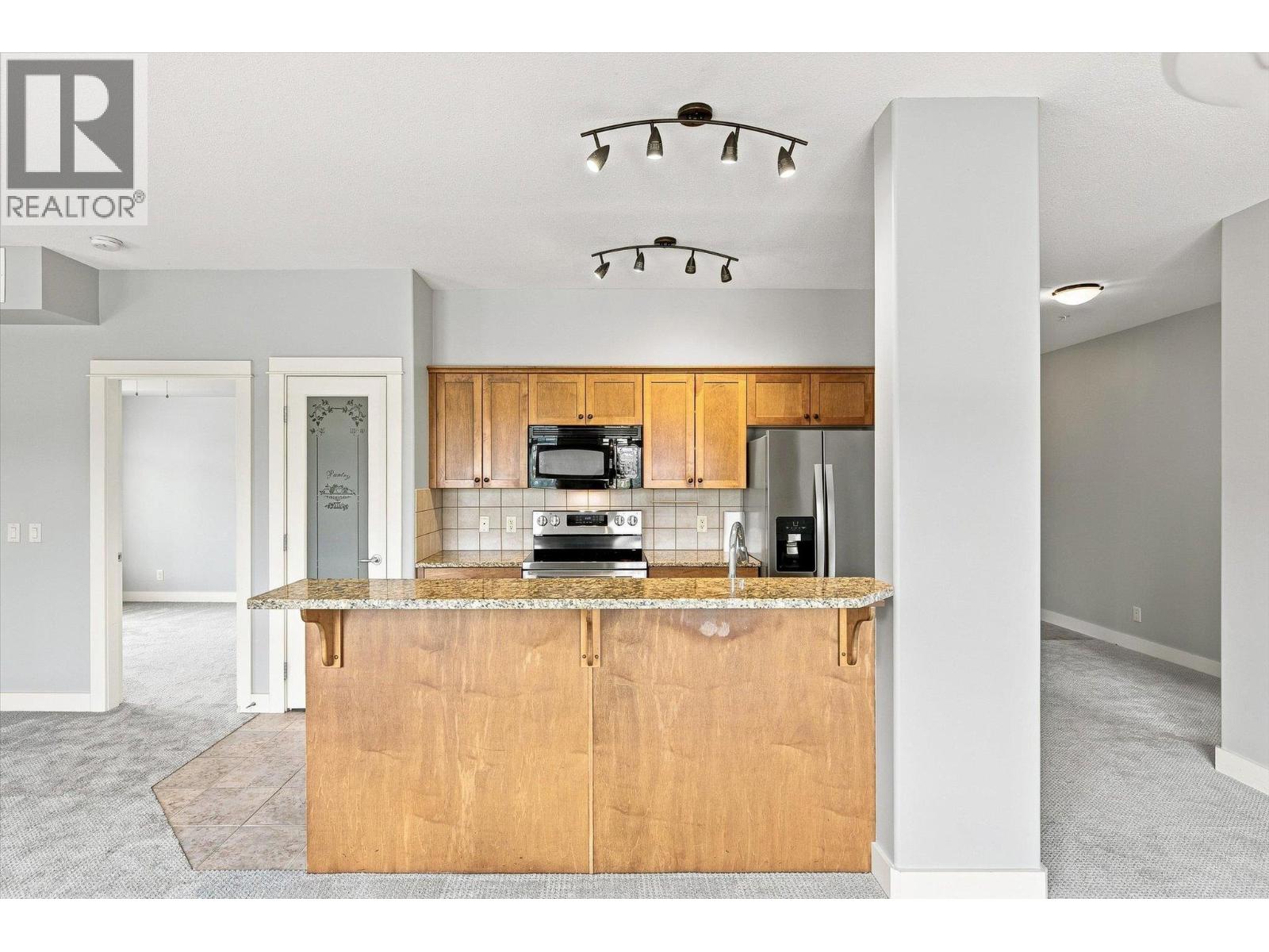 2551 Shoreline Drive Unit# 318, Lake Country, British Columbia  V4V 2P2 - Photo 11 - 10398359