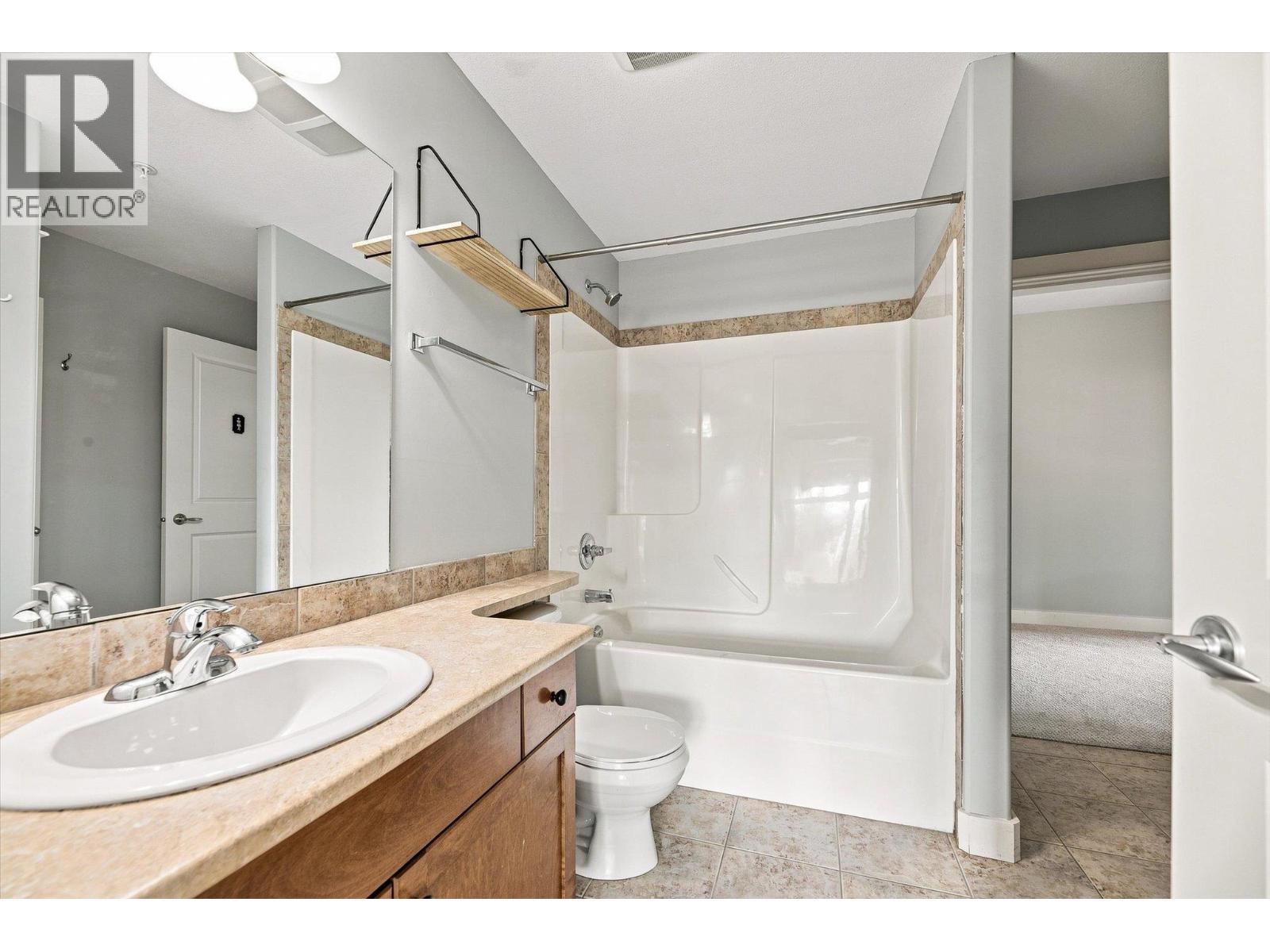 2551 Shoreline Drive Unit# 318, Lake Country, British Columbia  V4V 2P2 - Photo 38 - 10398359