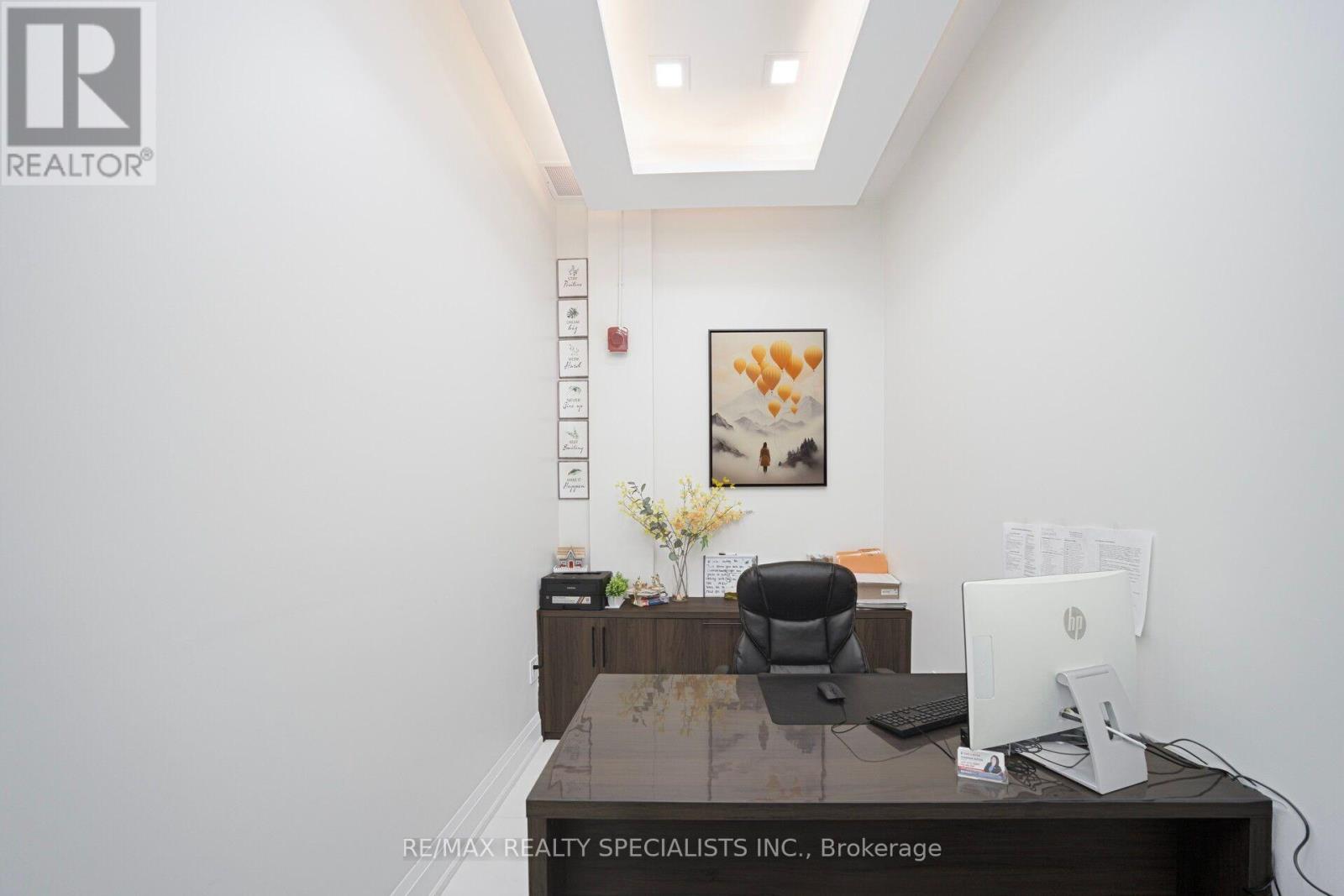 21 - 20 Maritime Ontario Boulevard, Brampton, Ontario  L6S 0E7 - Photo 2 - W13709440