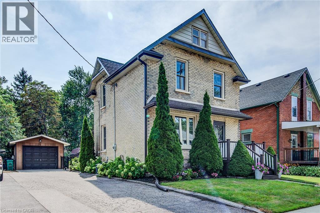 12 QUEEN MARY Street, New Hamburg, Ontario