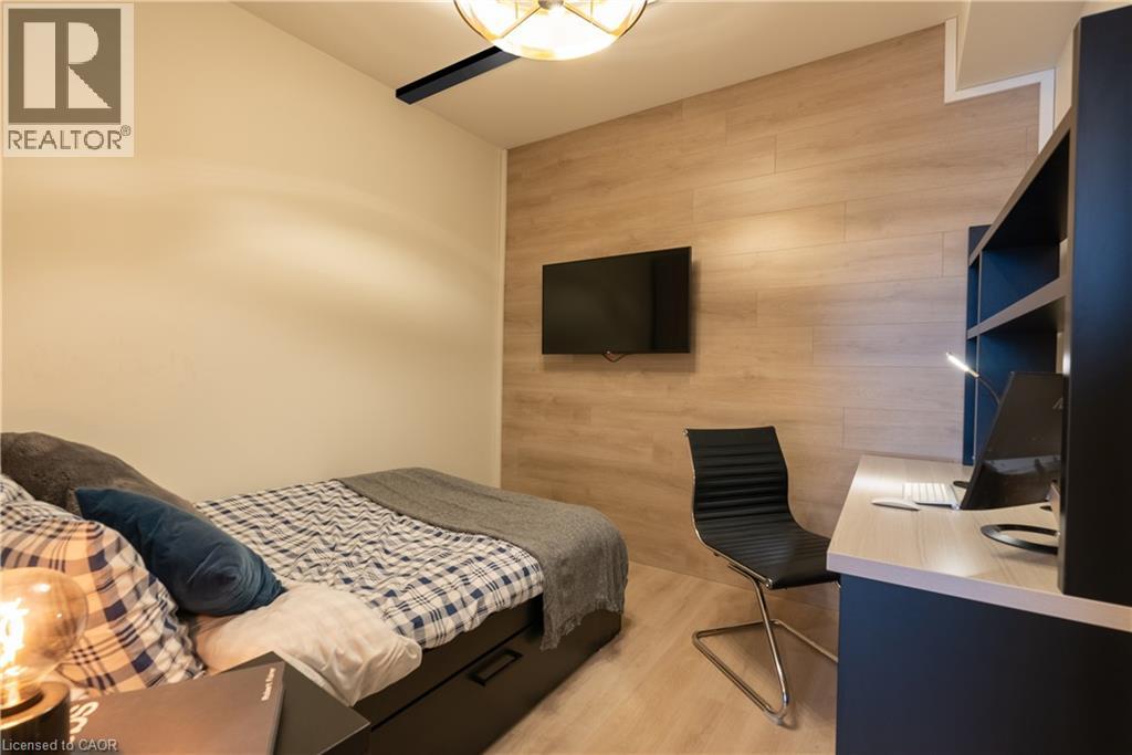145 Columbia Street W Unit# 1505, Waterloo, Ontario  N2L 0K7 - Photo 11 - 40858588