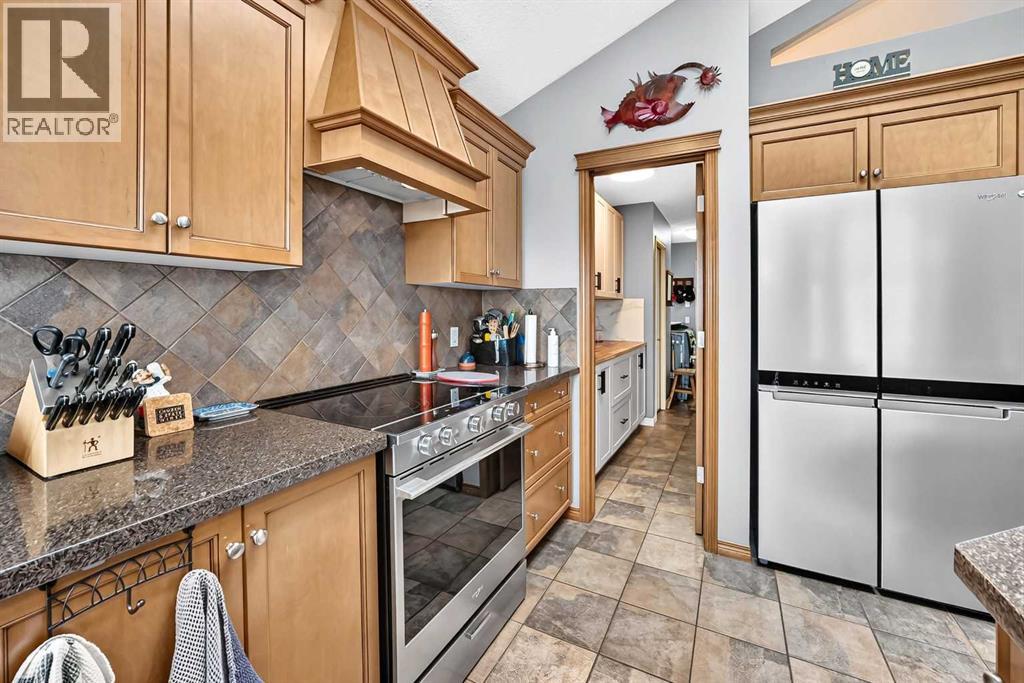 1 Glenvista Place, Cochrane, Alberta  T4C 2K2 - Photo 10 - A2340086
