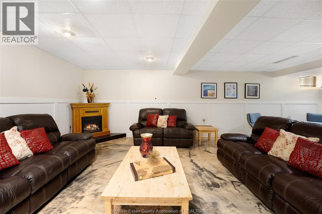 12339 Funaro Crescent, Tecumseh, Ontario  N9K 1B2 - Photo 28 - 26020894