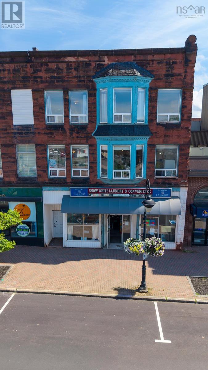 109 Victoria Street E, Amherst, Nova Scotia  B4H 1X9 - Photo 1 - 202621585