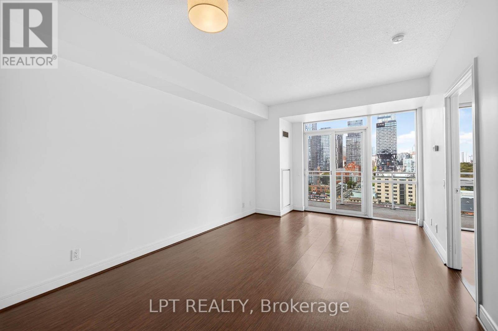 1202 - 112 George Street, Toronto, Ontario  M5A 2M5 - Photo 6 - C13713268