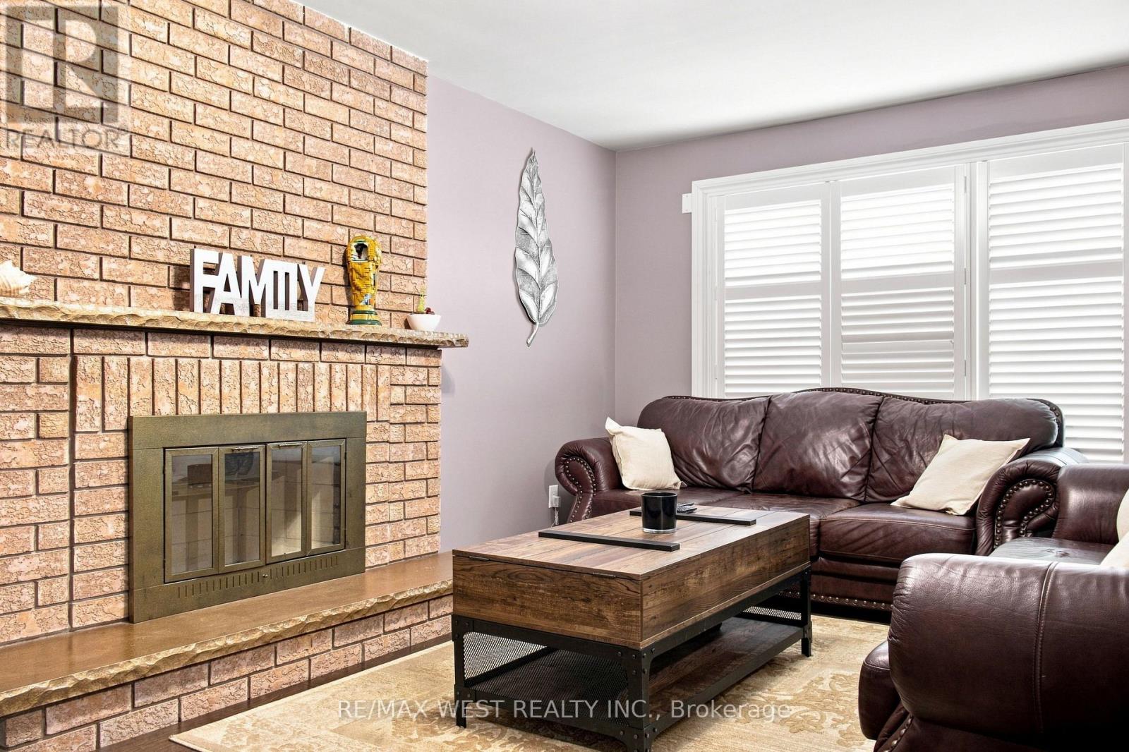 414 Belview Avenue, Vaughan, Ontario  L4L 7T5 - Photo 3 - N13713712