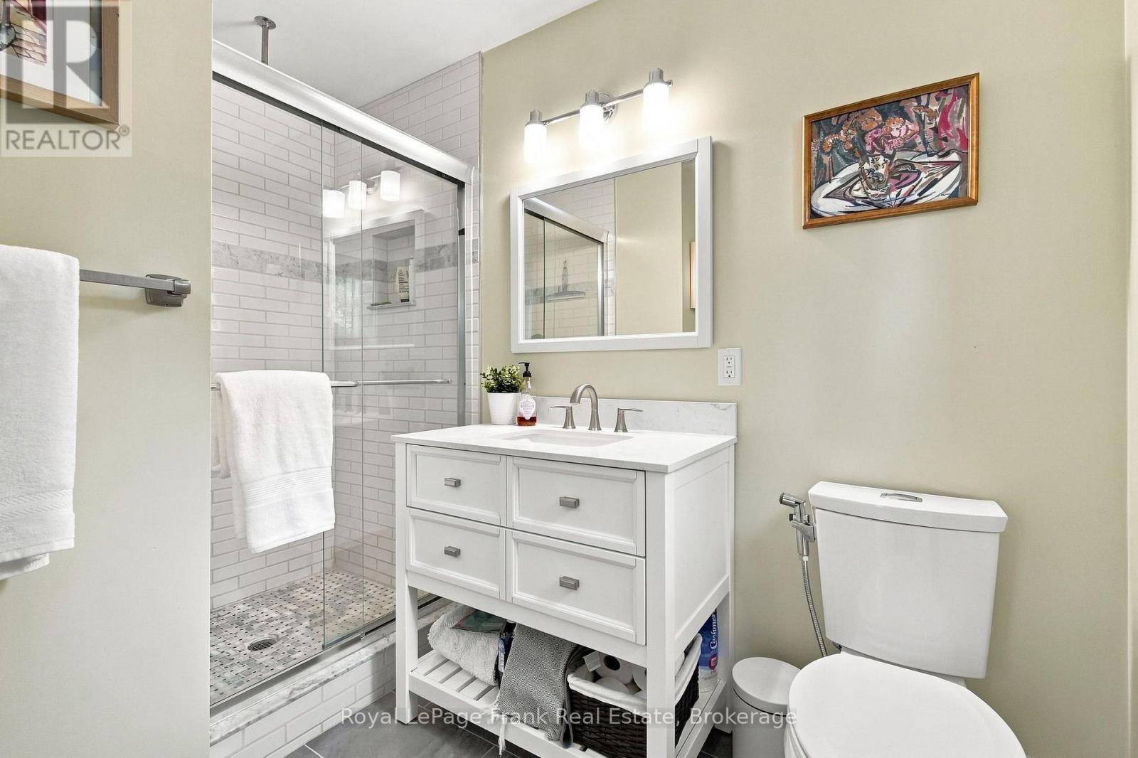 44 Mclaughlin Boulevard, Oshawa, Ontario L1G 2N9 - Photo 18 - E13715120